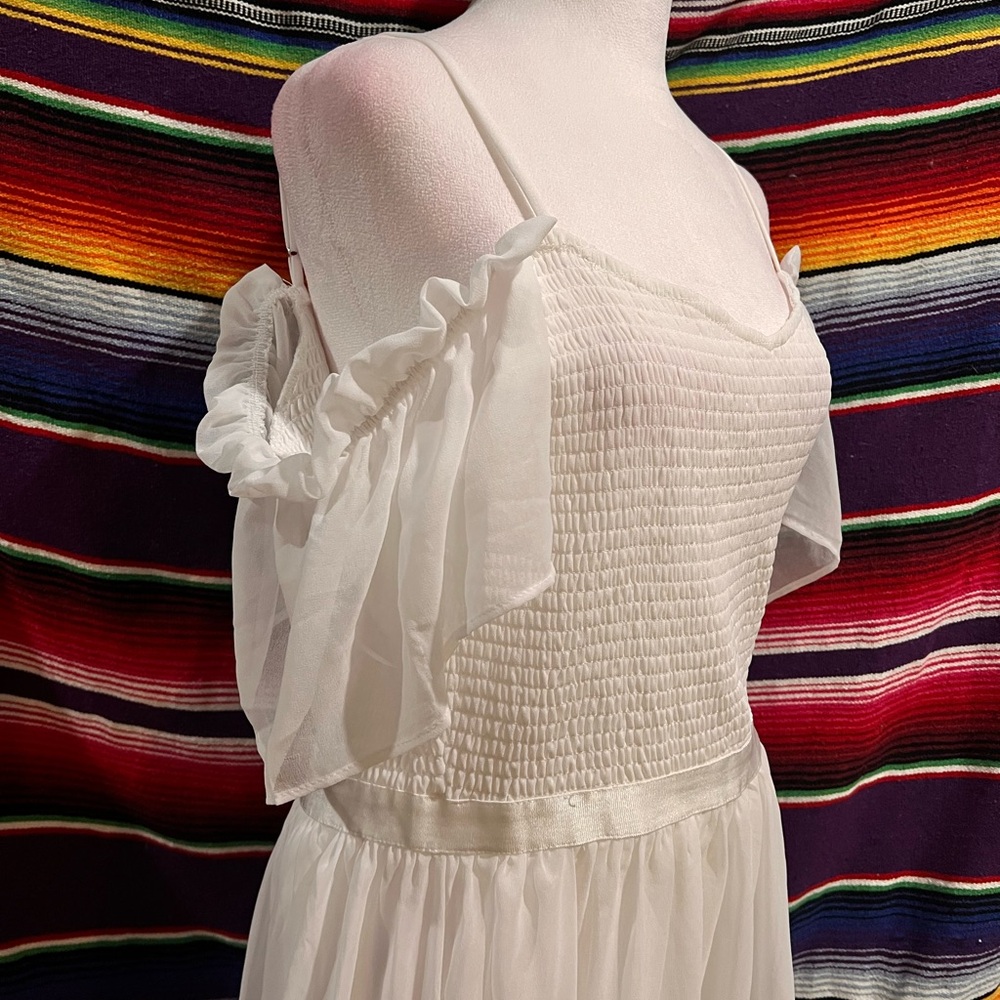 Chic White Ruffle Maxi Dress